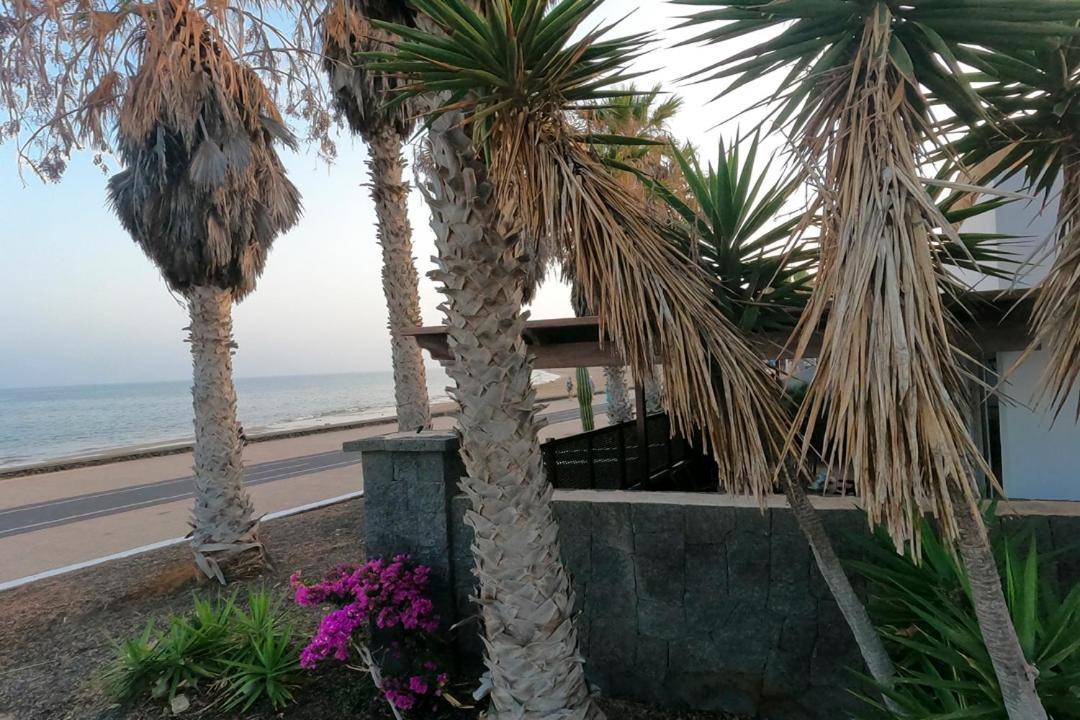 La Casa De La Playa Villa Puerto del Carmen  Exterior photo