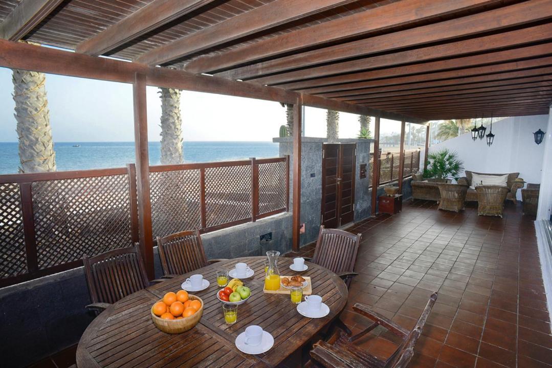 La Casa De La Playa Villa Puerto del Carmen  Exterior photo